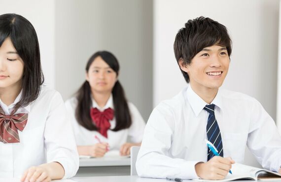 寝屋川で次世代を育てる塾では国立を目指す大学受験生が勉強しています